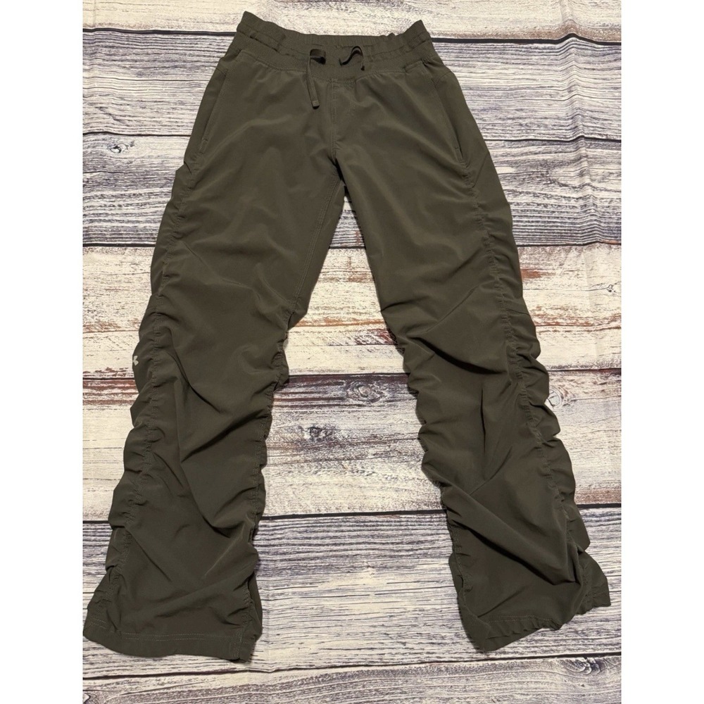 Under Armour Pants Womens SM Olive ruchedIcon Storm Semi Fitted Pull On Stretch